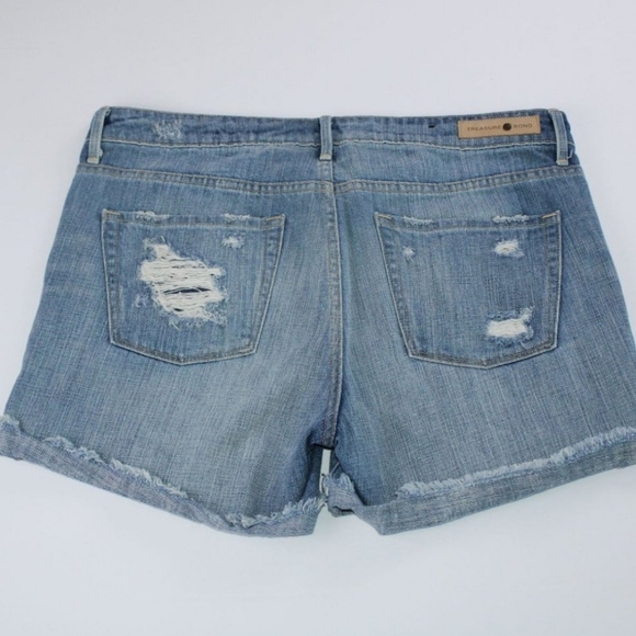 Treasure & Bond Boyfriend Distressed shorts - Picture 4 of 8